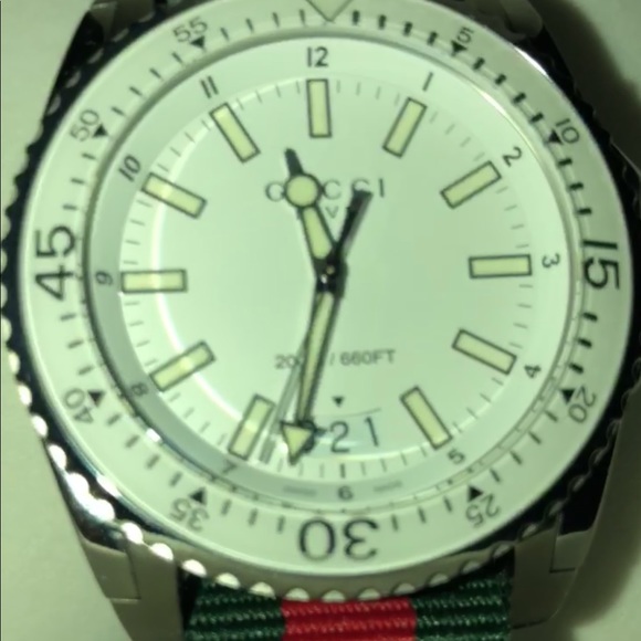 Original price is 1599 it’s going for 650-700